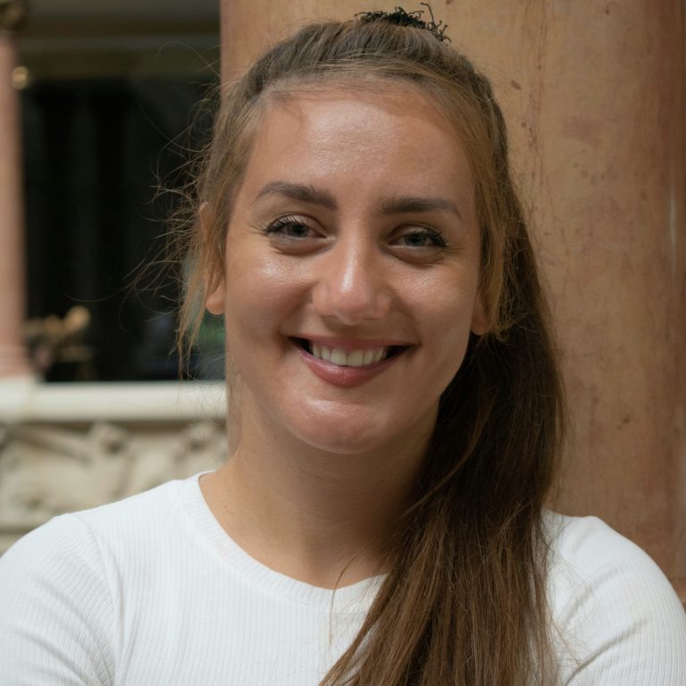 2020-Portrait-Andrea